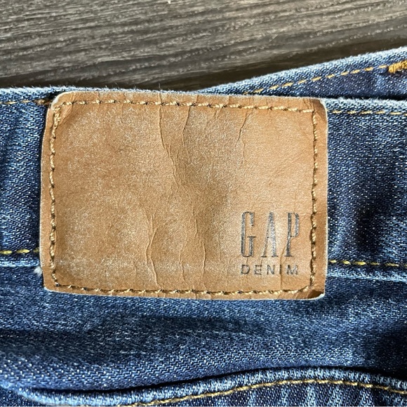 31/30 GAP jeans. Perfect condition. - Picture 2 of 5